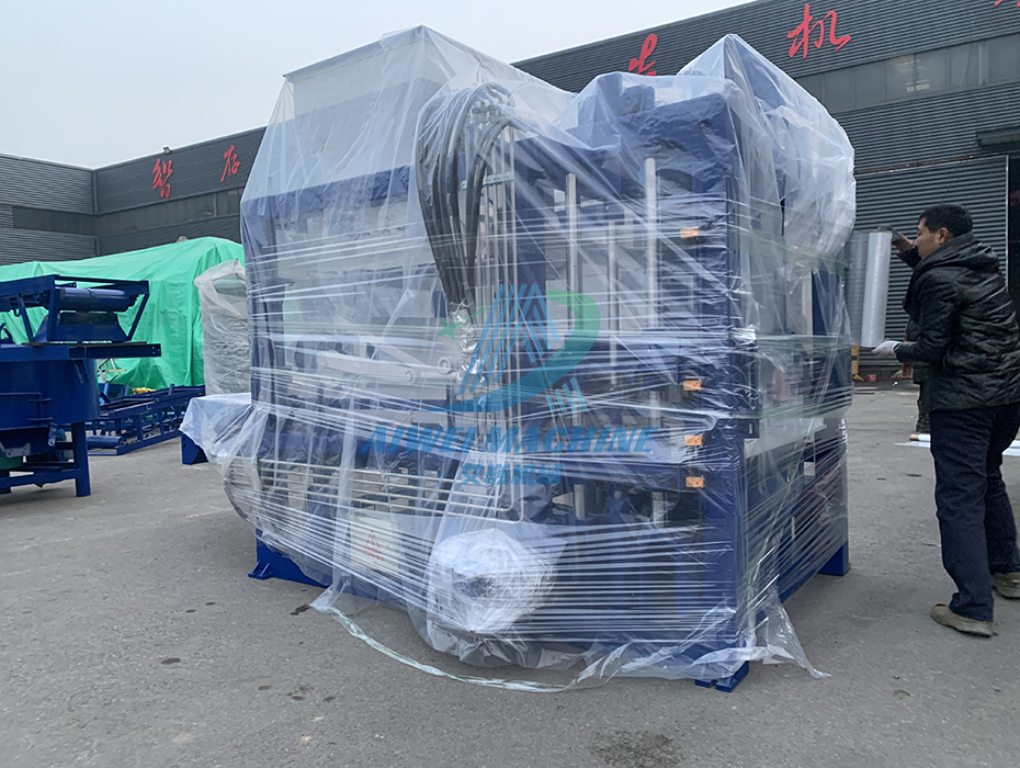 Кирпичная машина QT4-15 отправлена в Южную Африку